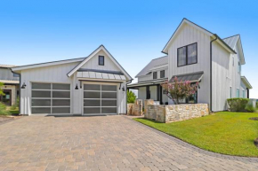 Riverbend Farmhouse #7